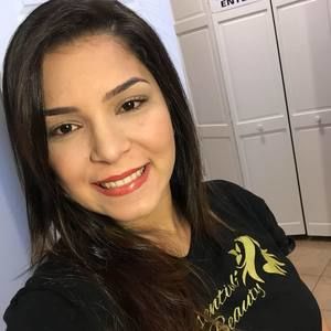 Meet your Posher, Carla